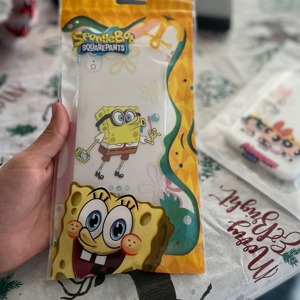 iPhone XR cases - Picture 3 of 4